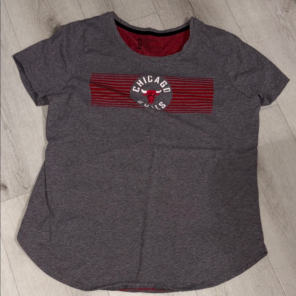 NBA Gray and Red T-Shirt